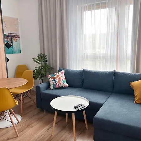 Center Apartment *