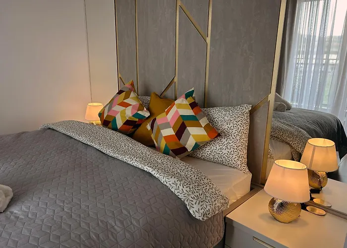 Center * 克拉科夫